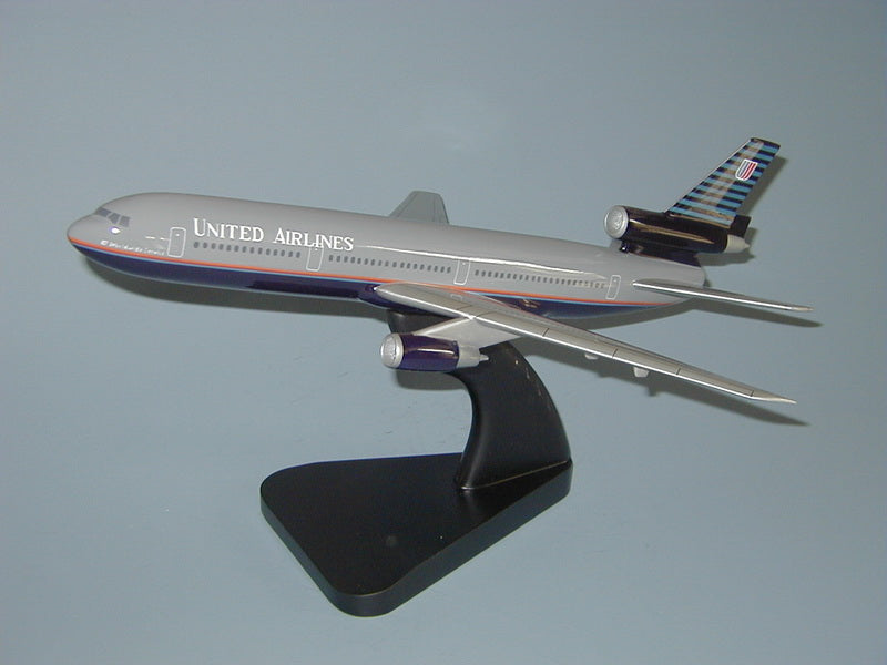 Douglas DC-10 United Airlines Airplane Model