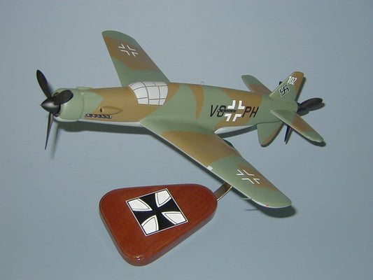 DO-335 Arrow Airplane Model