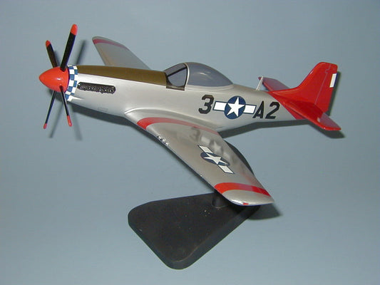 P-51D Mustang / Tuskegee Airplane Model