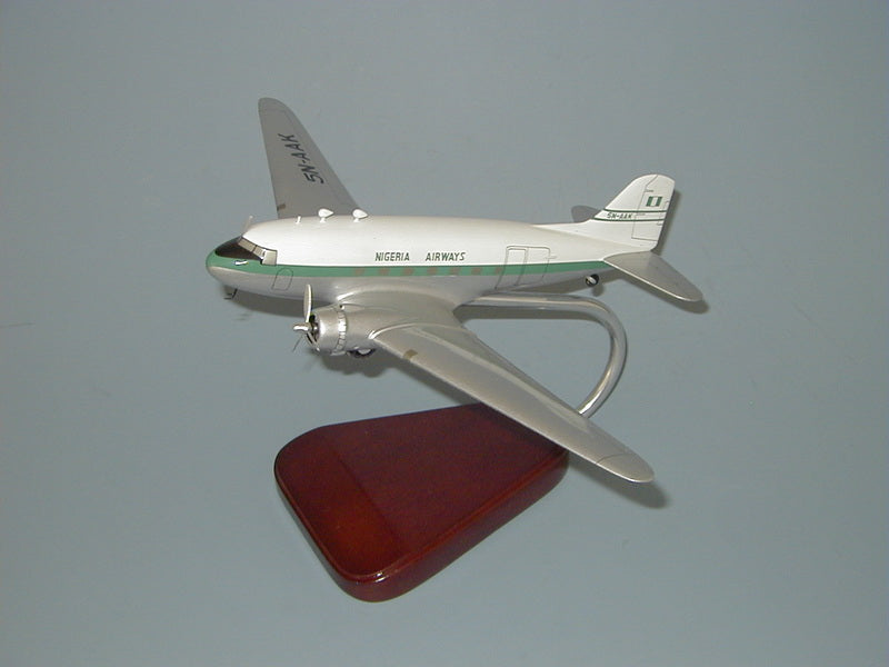 DC-3 / Nigeria Airways Airplane Model