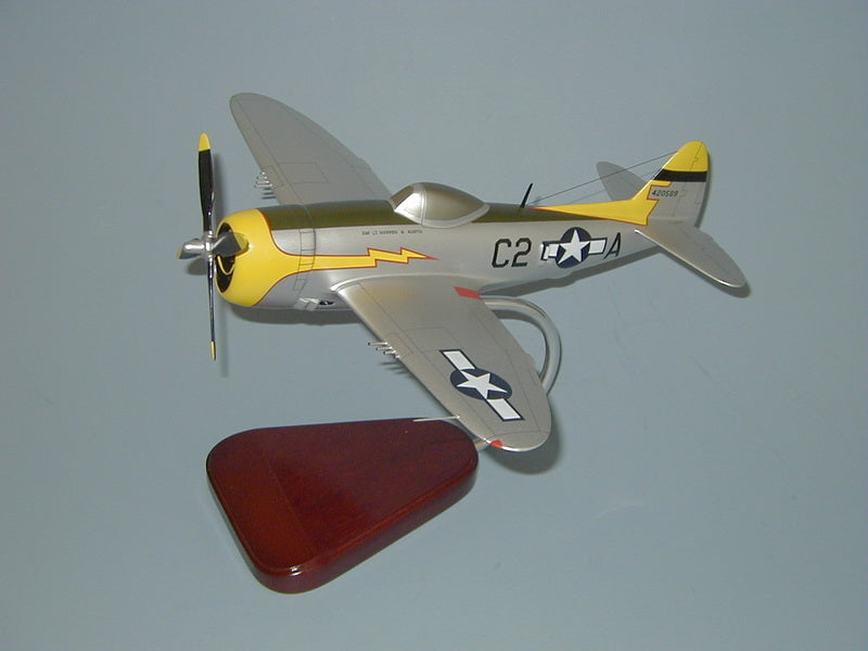 Republic P-47D Thunderbolt Airplane Model