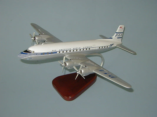 DC-7 / Pan American Airlines Airplane Model