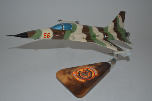 F-5E Tiger II / USAF Red Flag Airplane Model