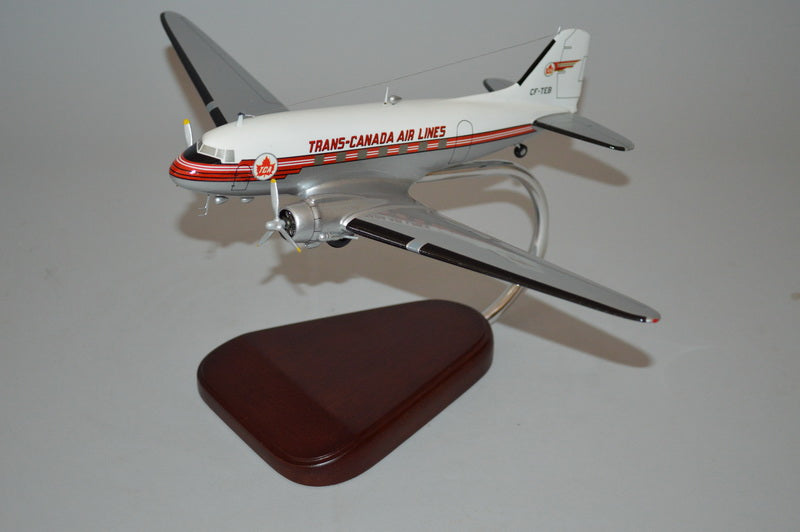 DC-3 / Trans Canada Airlines Airplane Model