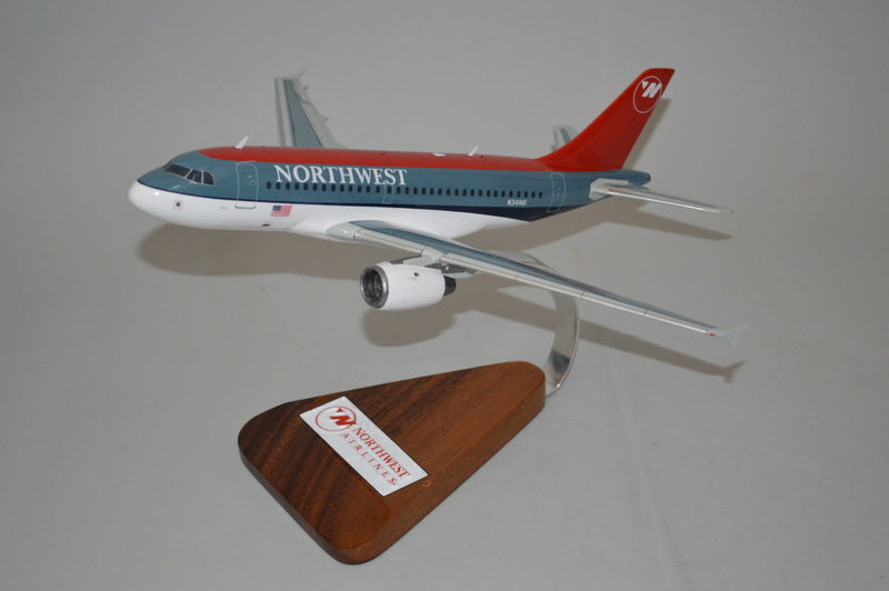 Northwest Airlines model airplanes