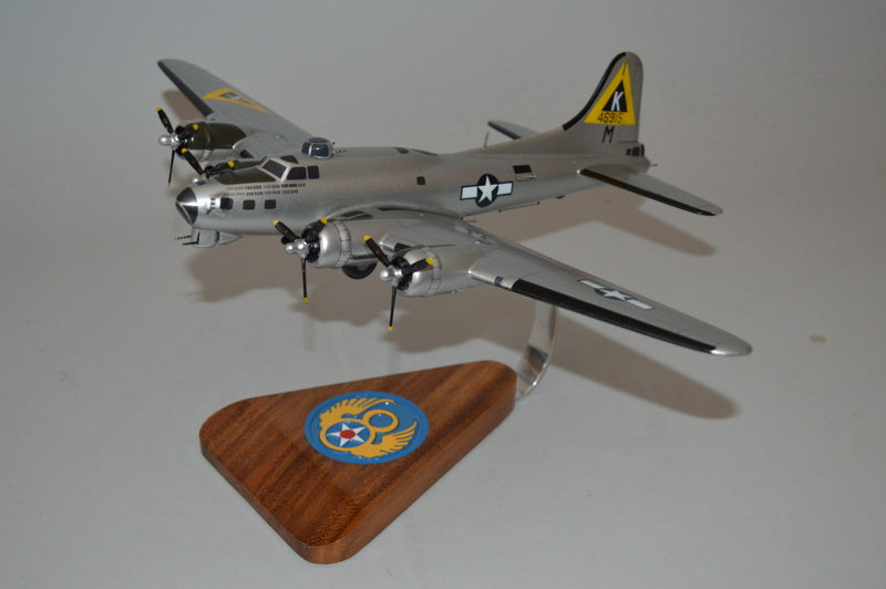 Boeing B-17G Flying Fortress airplane model Airplane Model
