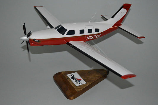 JetProp DLX Piper PA-46-350P Airplane Model