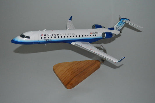 CRJ-700 United Express / Airplane Model