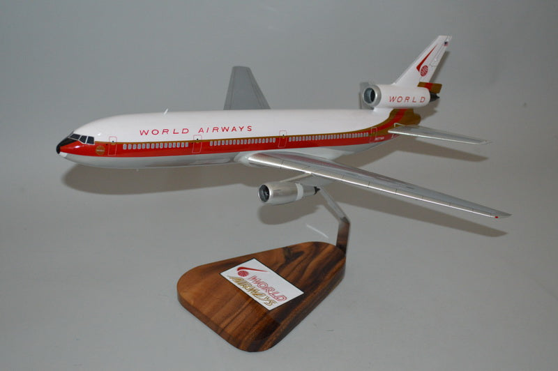 DC-10 / World Airways Airplane Model